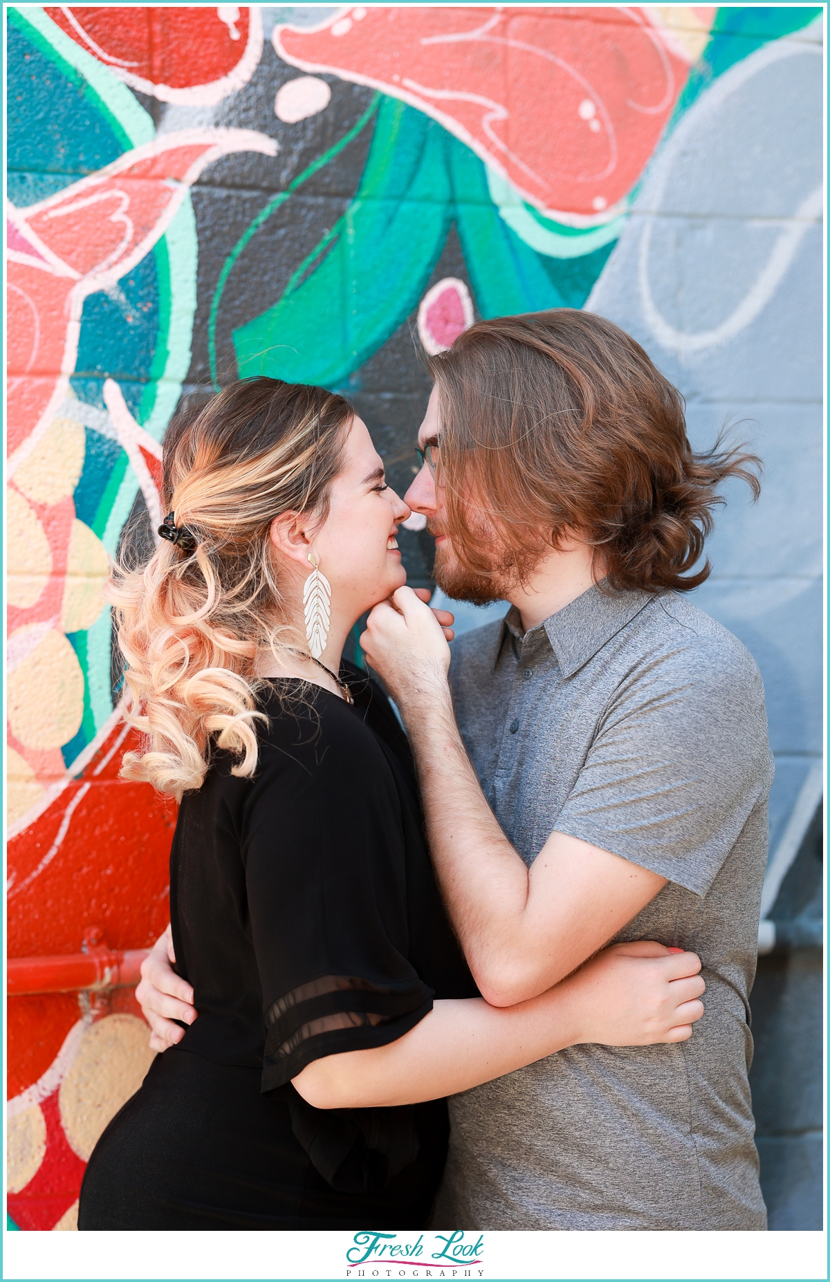 romantic couples photos in Downtown Norfolk