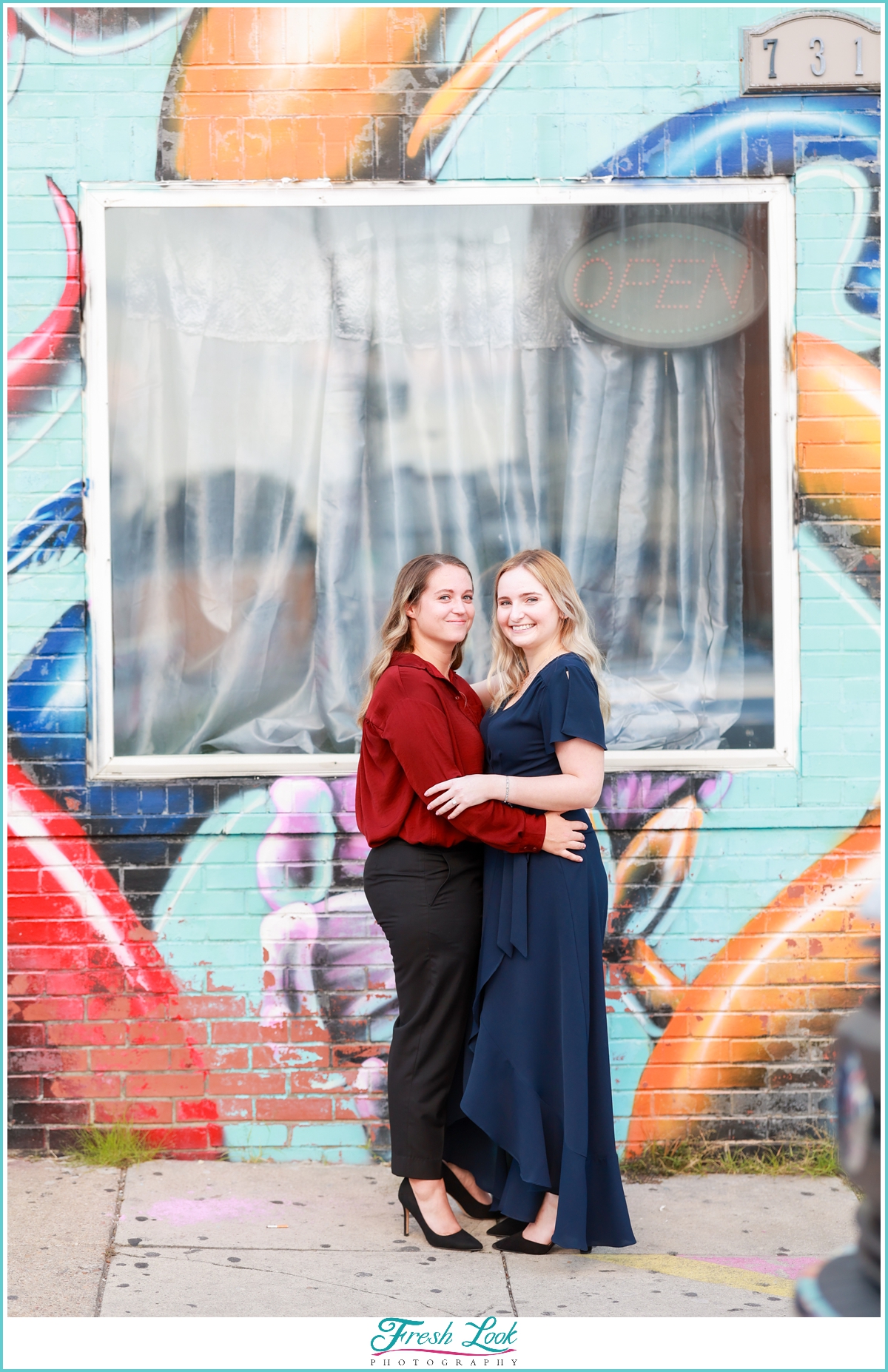 romantic city engagement photoshoot