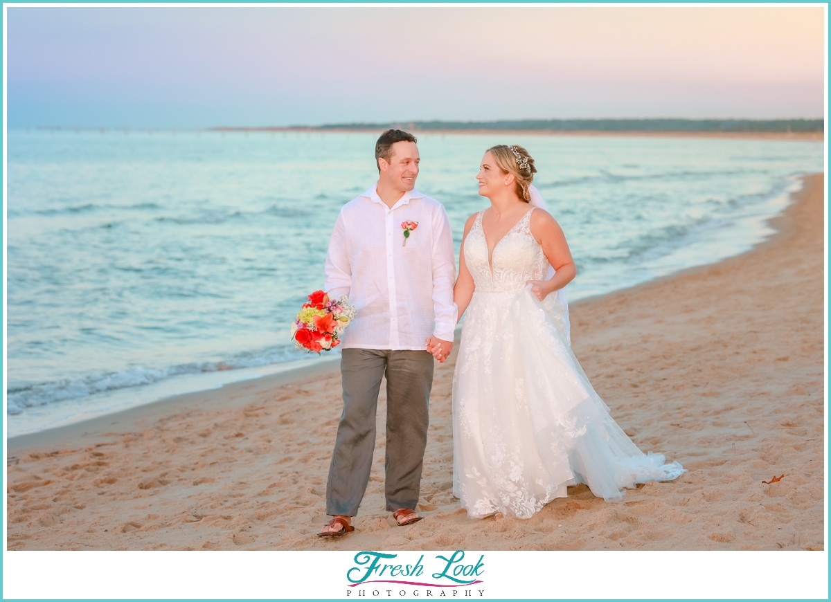bride and groom romantic beach sunset