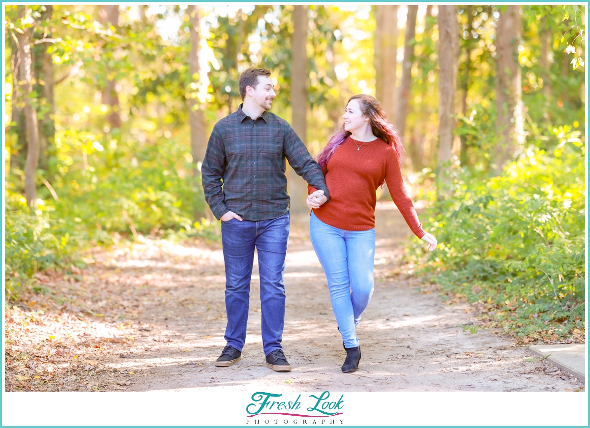 cozy autumn engagement session