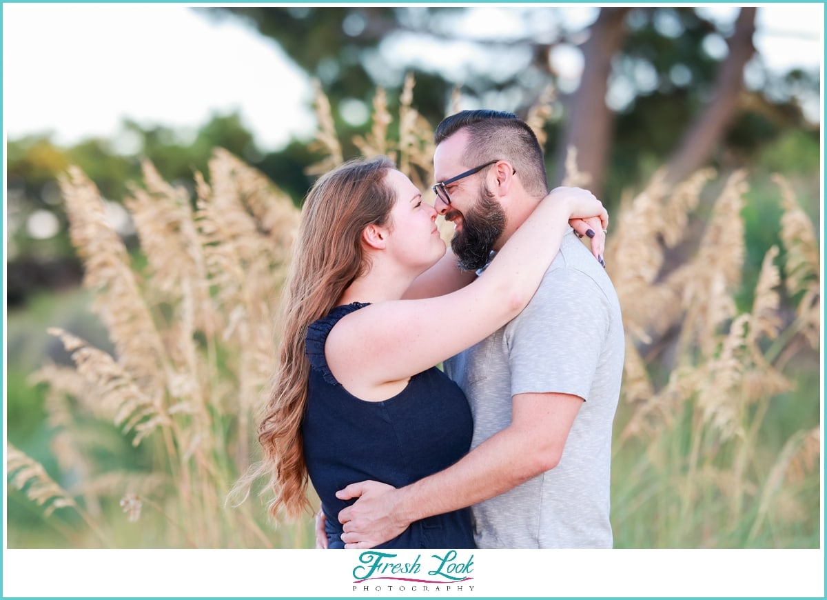 Romantic Beach Engagement Session Ideas