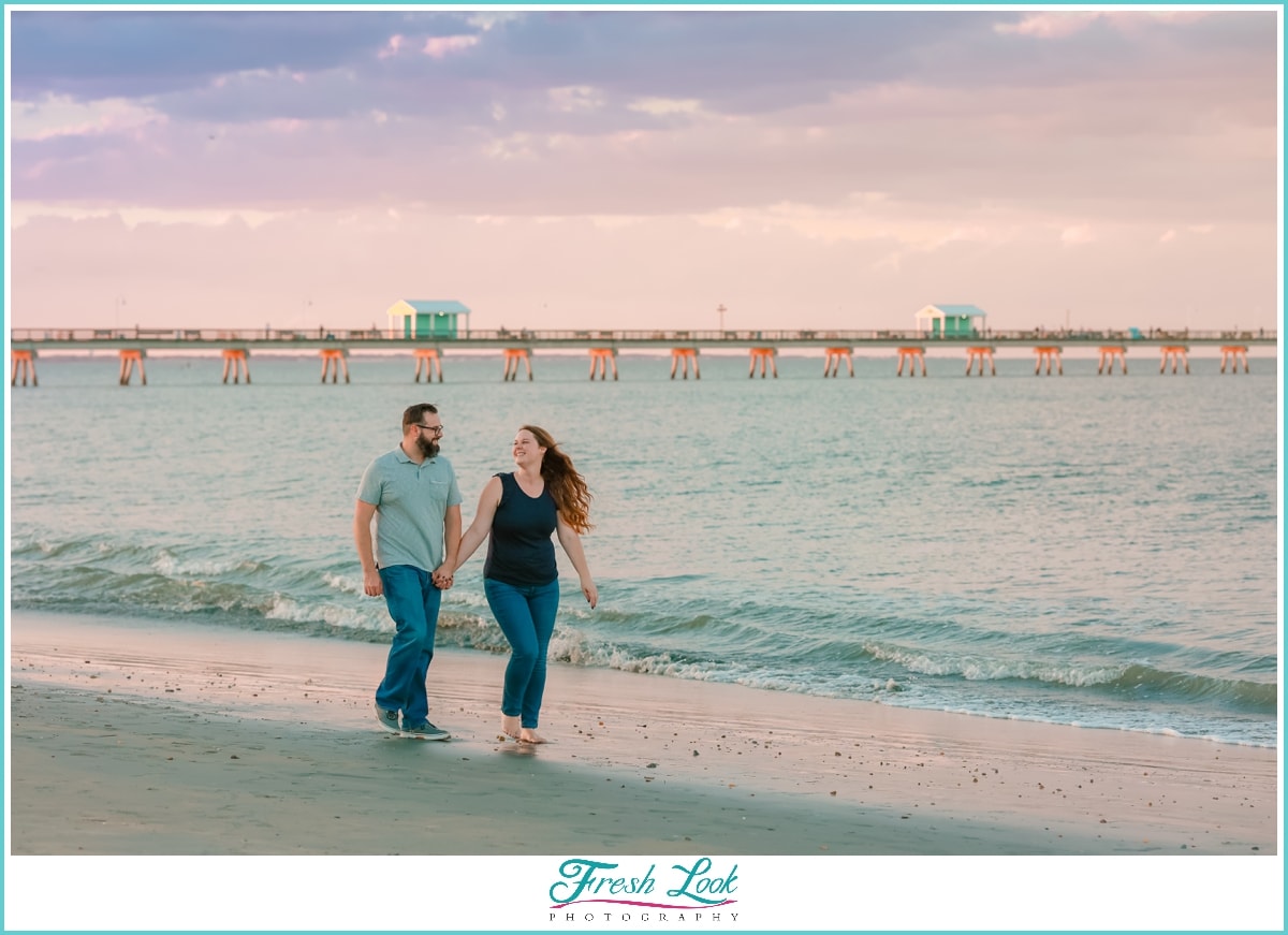 beach engagement session ideas