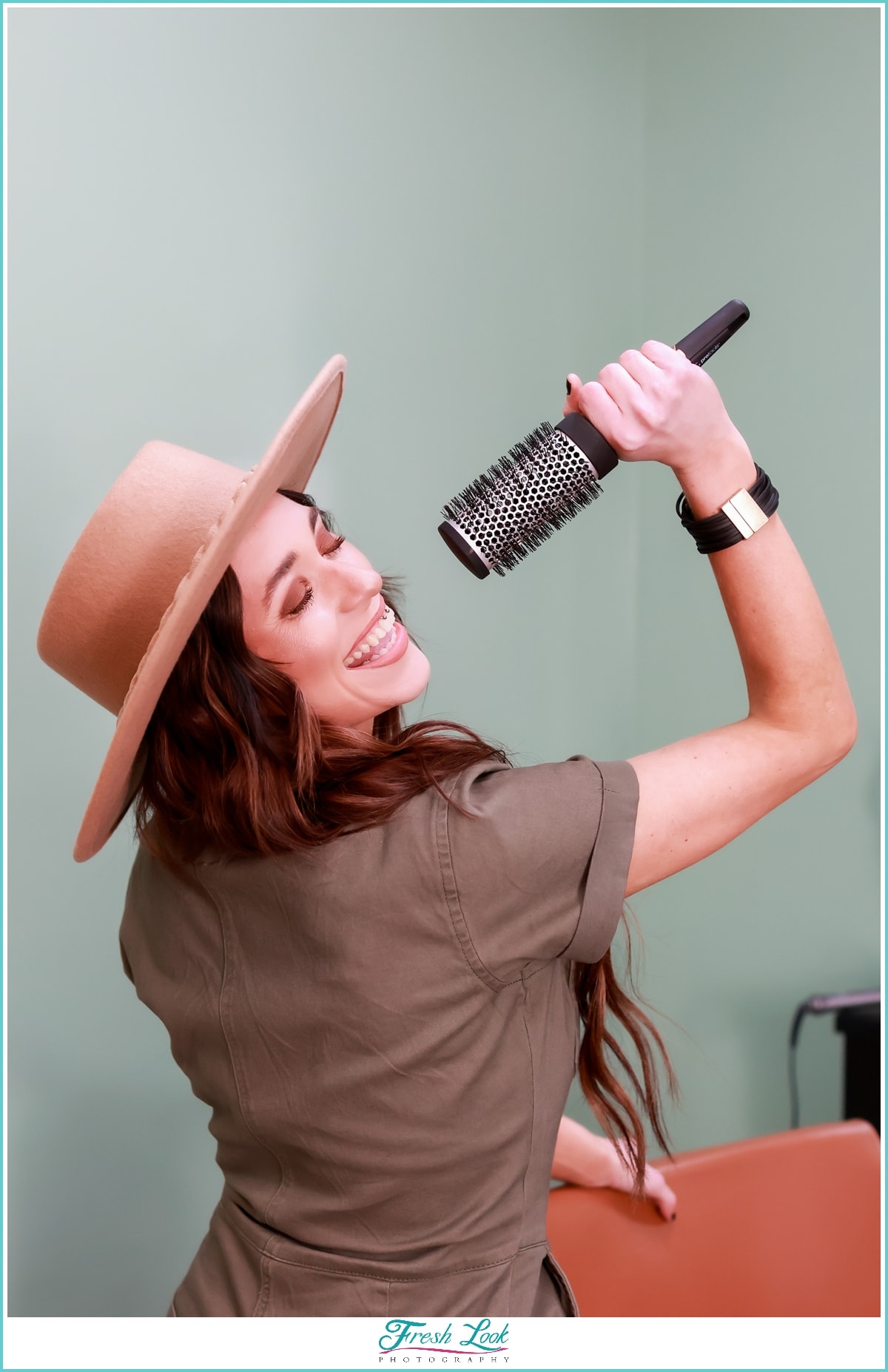 fun hairstylist headshot idea